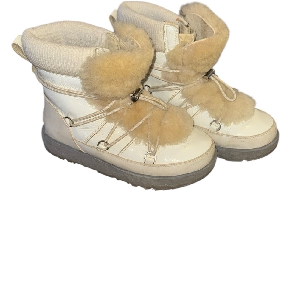 UGG White and Tan Highland Waterproof Winter Boots